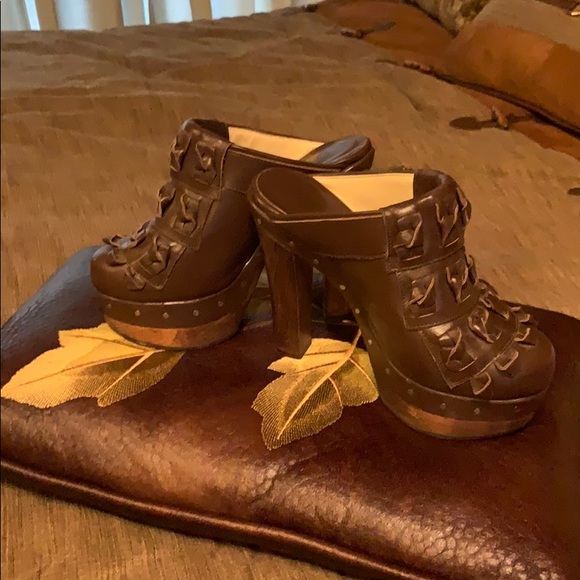 3.1 Phillip Lim leather designer clogs! - Picture 11 of 14